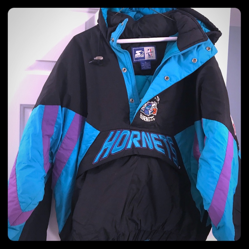 Vintage XL Charlotte Hornets Pullover Jacket